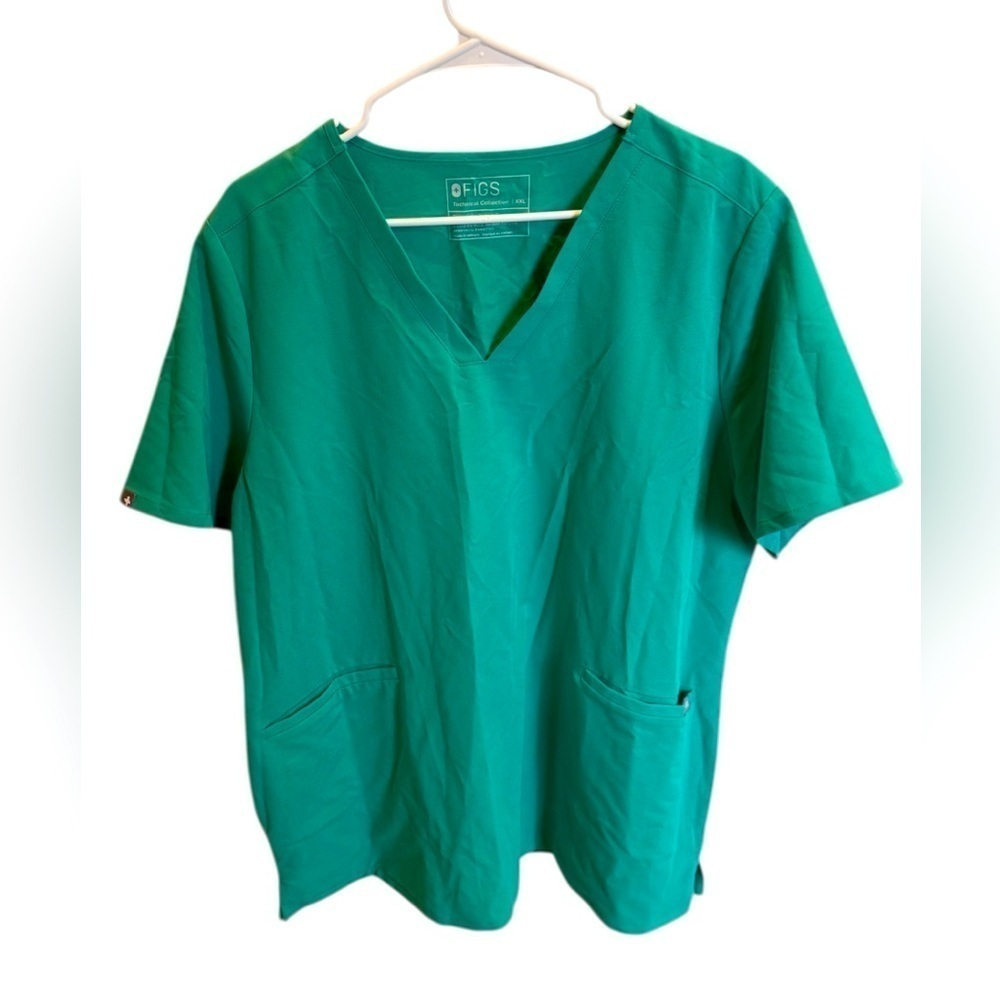 FIGS Women's Scrub Top Technical Collection Forest Green Size XXL